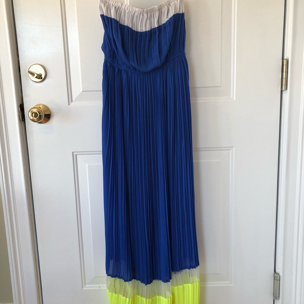 Romeo & Juliet Colorblock Strapless Dress